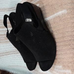 Anne Klein web open toe sling back sz 11m